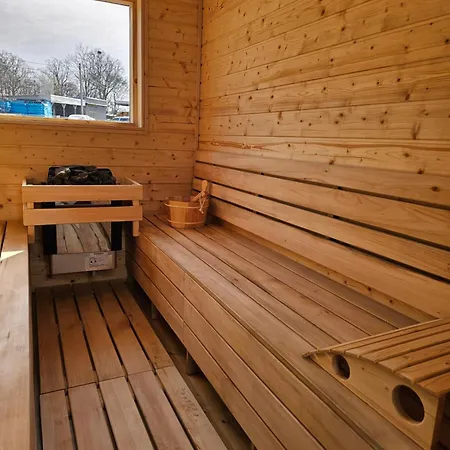 Letniskowy Zielony-caloroczny Feriehus