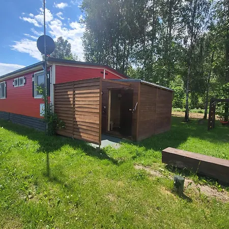 Letniskowy Zielony-caloroczny Casa vacanze