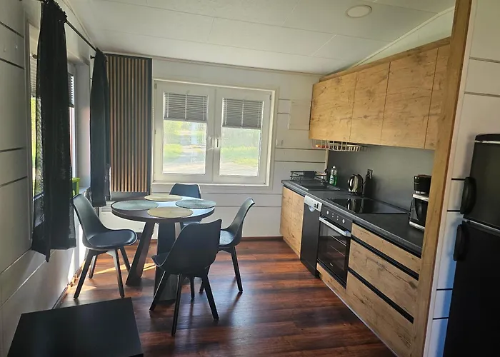 Dom wakacyjny Letniskowy Zielony-całoroczny